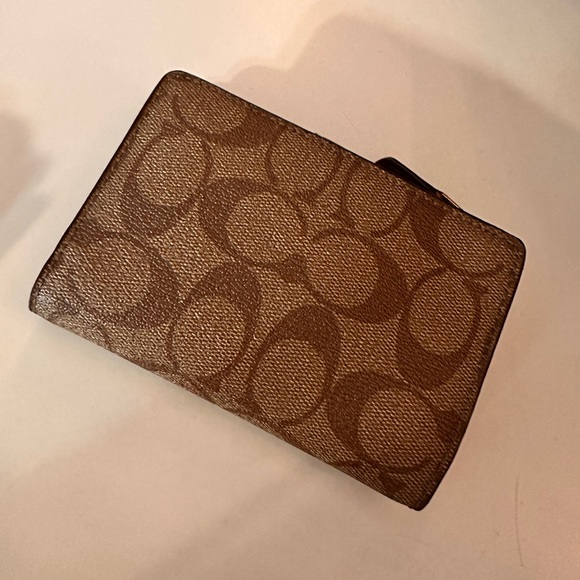 Coach Wallet - Picture 2 of 4